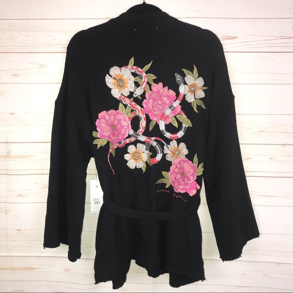 SPIRITUAL GANGSTER FLORAL EMBROIDERED WRAP KIMONO - Picture 5 of 16